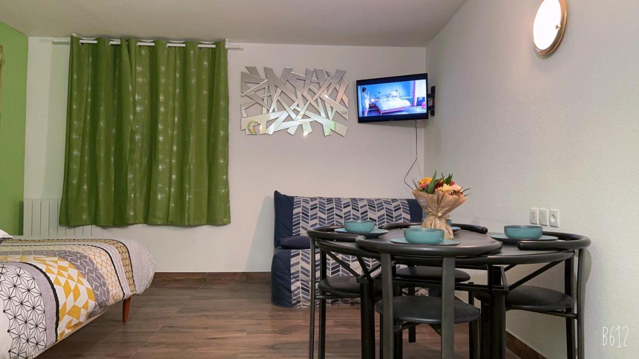 Appartement Futuroscope-P' Шасней дю Пуату Екстериор снимка